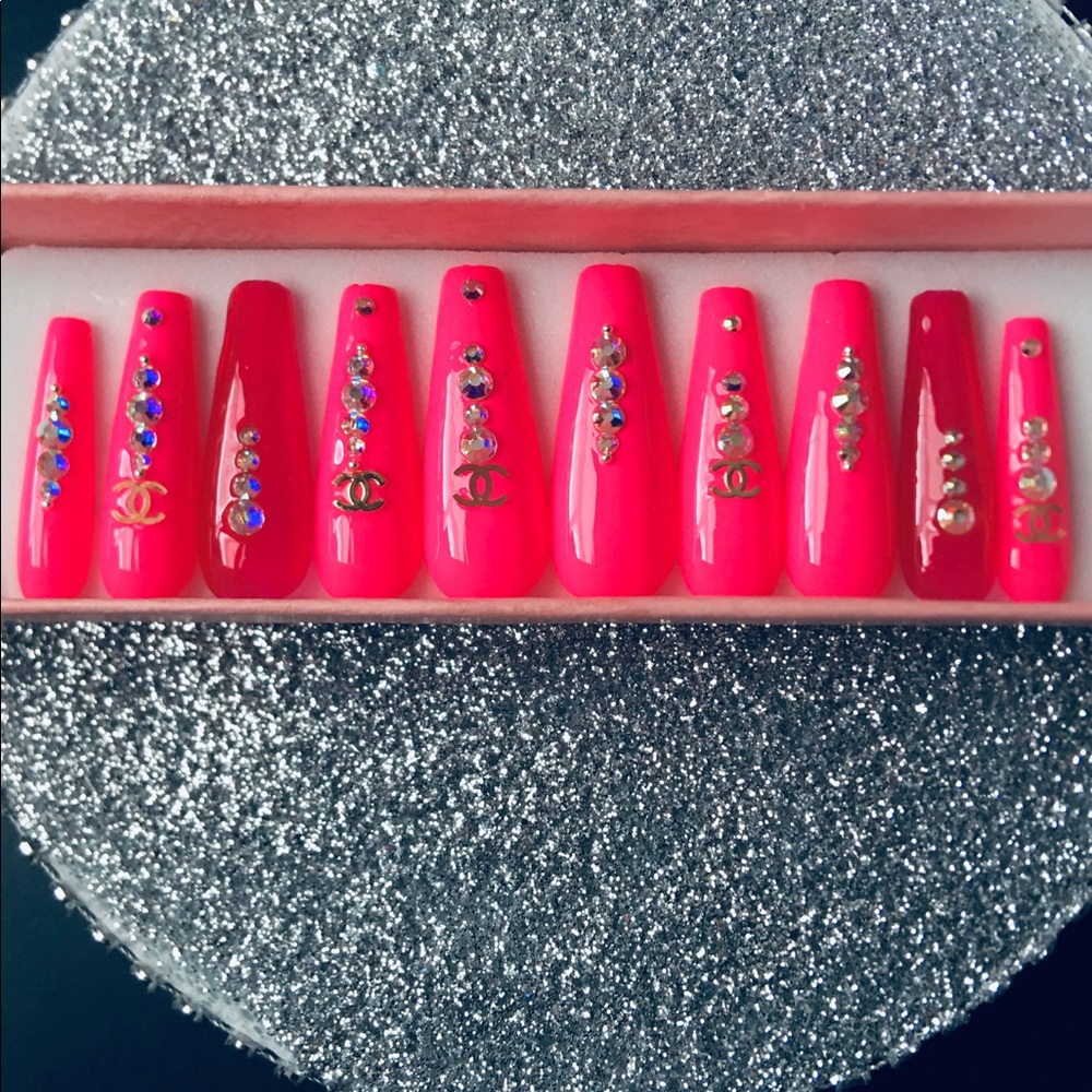 Neon Pink Bubblegum ballerina Nails-Small